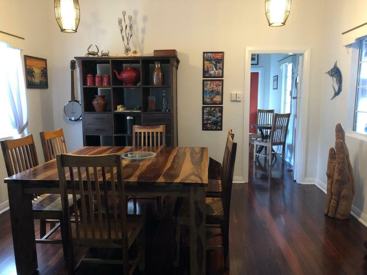 Island Time Guest Room Flying Fish Cove Eksteriør bilde